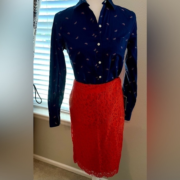 J Crew & Old Navy & Gap Women's Lot Bundle: Skirts & Button-Down Shirts - Picture 13 of 16